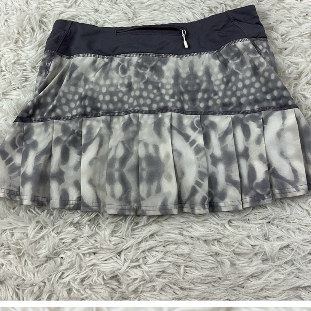 Lululemon Speed Skirt Snowy Owl